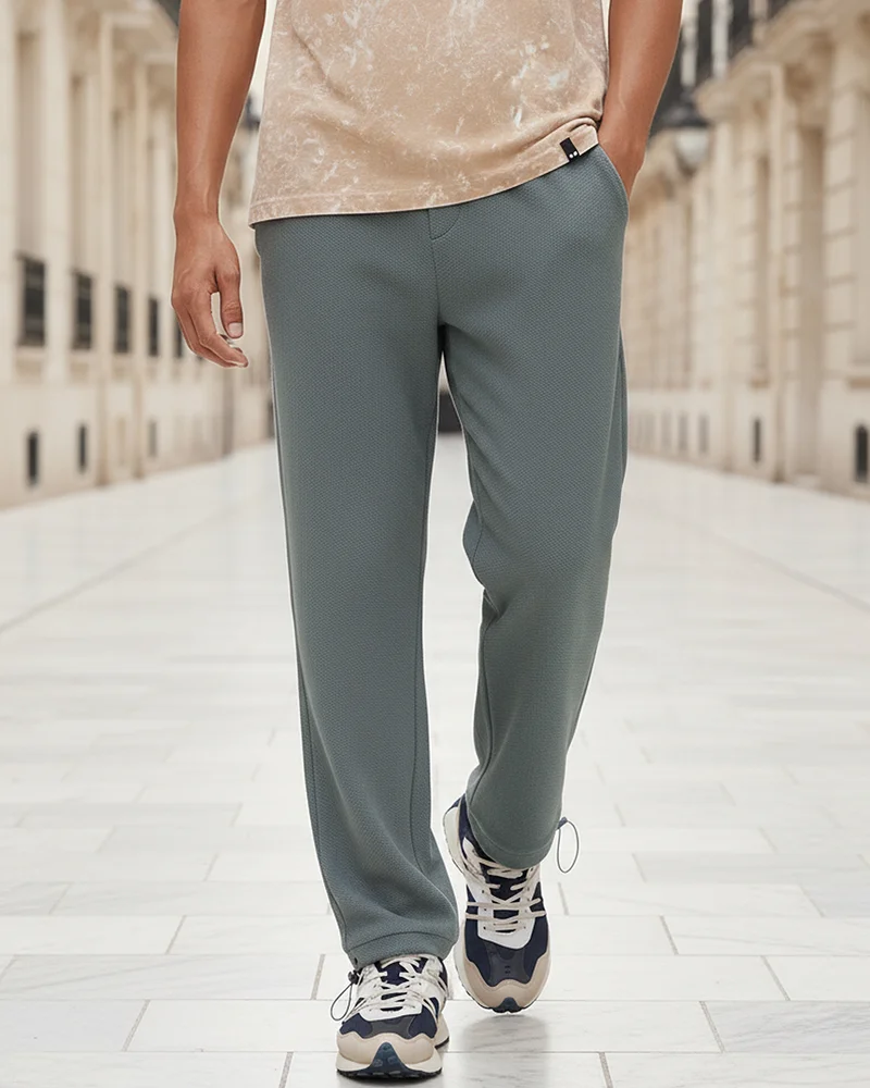 bewakoof Men's Charcoal Grey Textured Oversized Parachute Pants